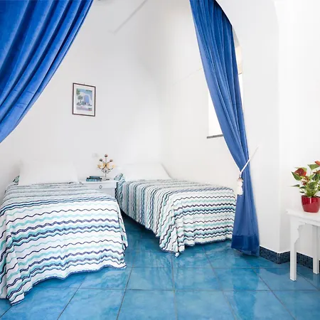 La Vedetta Sea View *
