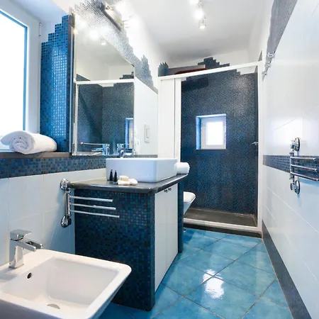 Yourhome - La Vedetta Sea View Apartment